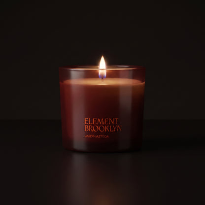 Jardín Azteca Candle burning